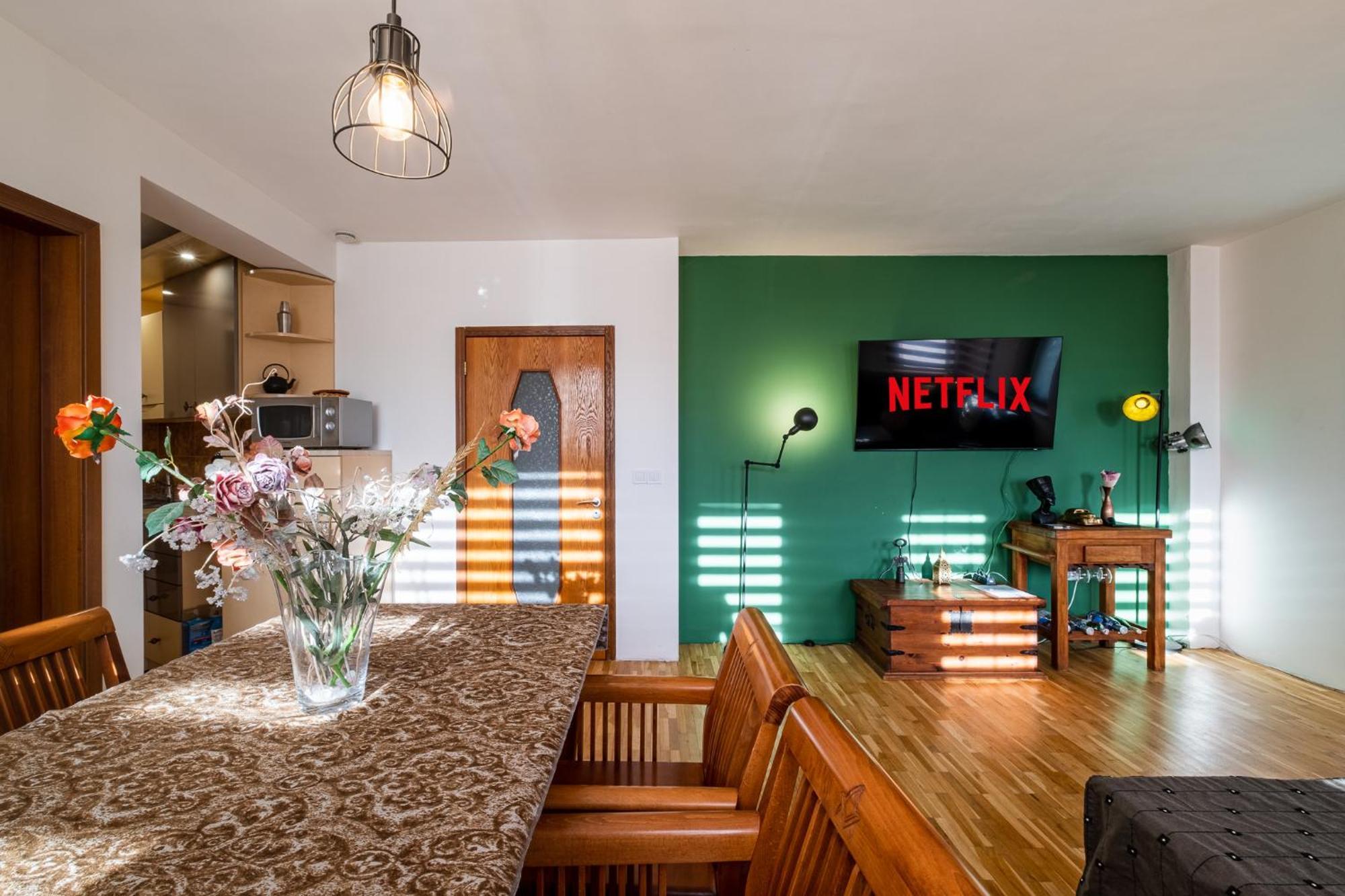 Roman Thermae 2Bdrm Sunny Apartment Варна Екстериор снимка