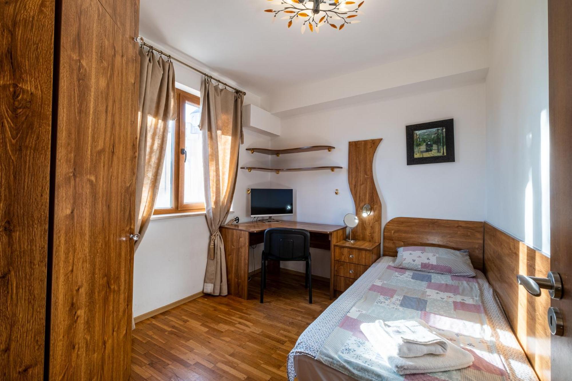 Roman Thermae 2Bdrm Sunny Apartment Варна Екстериор снимка