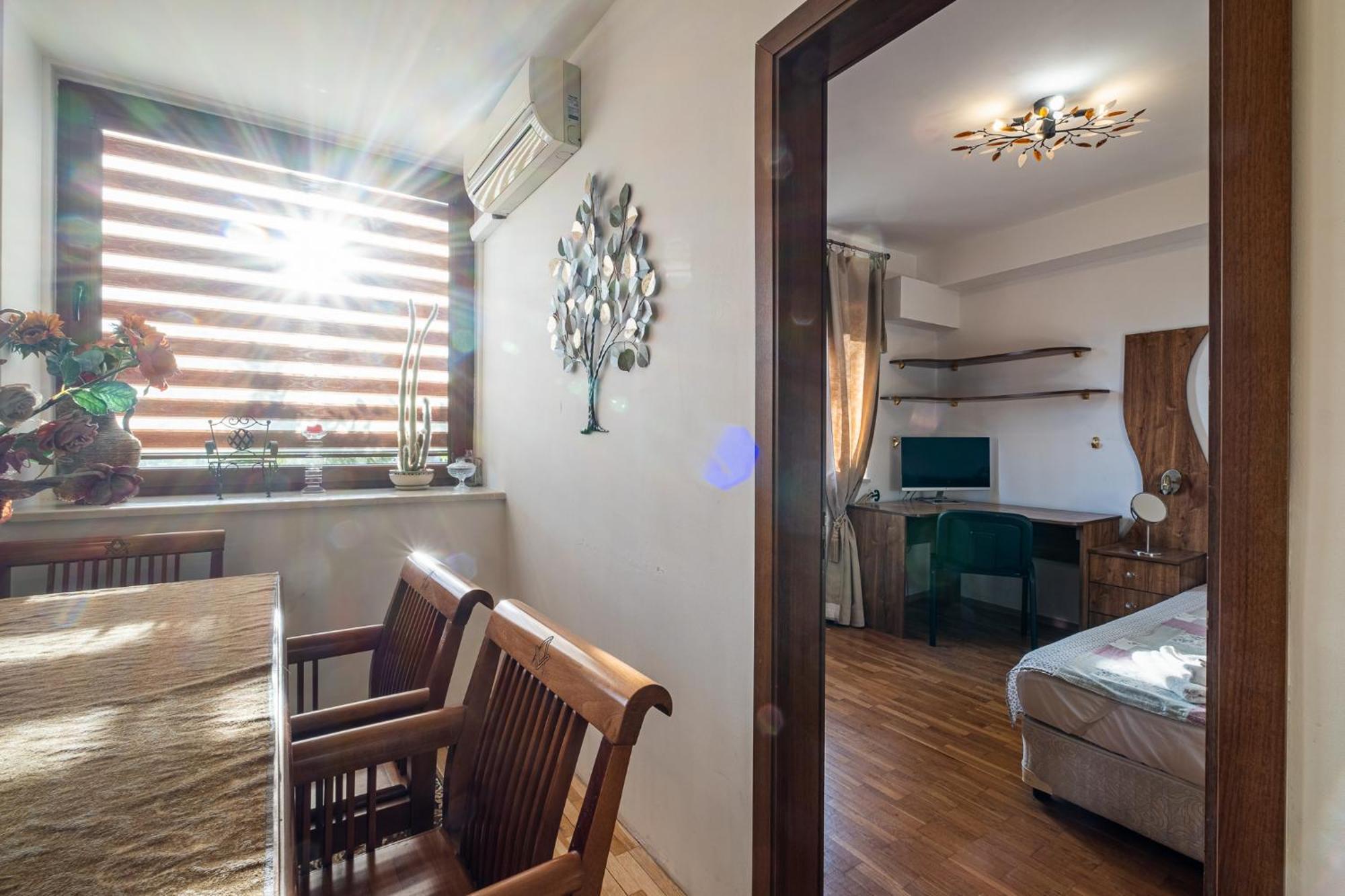 Roman Thermae 2Bdrm Sunny Apartment Варна Екстериор снимка