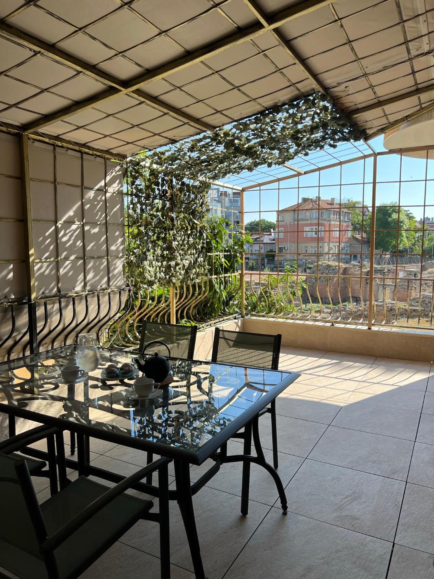 Roman Thermae 2Bdrm Sunny Apartment Варна Екстериор снимка